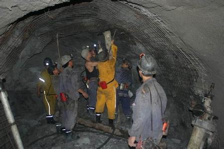 成安工程爆破中的危险因素分析以及应对工程爆破危险的措施